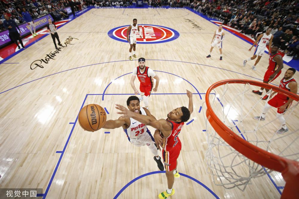 他在防守端 他在防守端