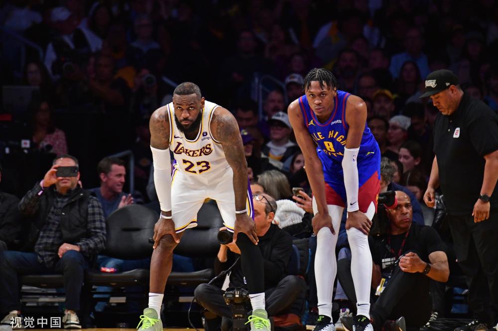 对辽宁双塔 对辽宁双塔